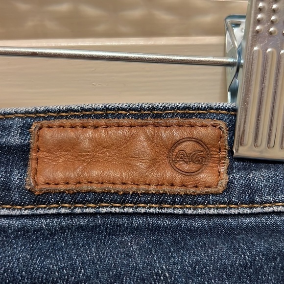 41. AG The Stilt Cigarette Leg Jeans in Medium Wash , Size 25 - Picture 11 of 16